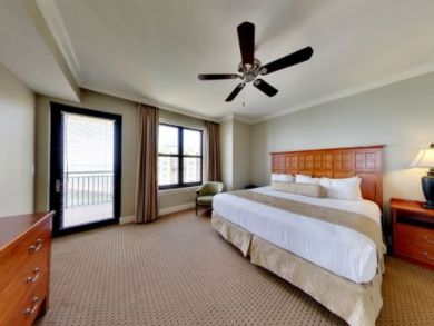 Luxury Destin Rental with Three Bedrooms Views