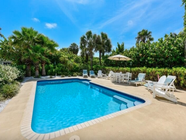Anna Maria Three Bedroom Rental One House From Beach