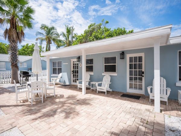 Anna Maria Three Bedroom Rental One House From Beach