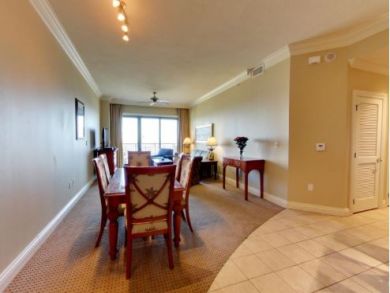 Destin Vacation Condo Sleeps Eight Guests.