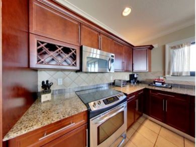 Destin Vacation Condo Sleeps Ten Guests
