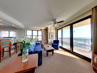 Destin Vacation Condo Sleeps Ten Guests