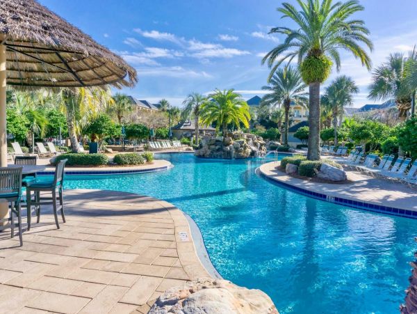 Beautiful Destin Six Bedroom Vacation Home