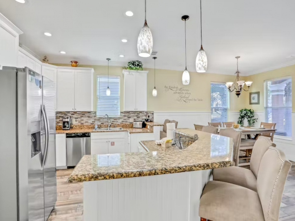 Beautiful Destin Six Bedroom Vacation Home