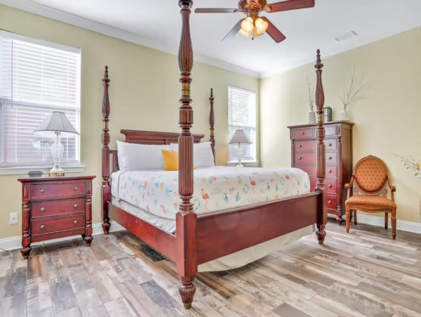 Beautiful Destin Six Bedroom Vacation Home