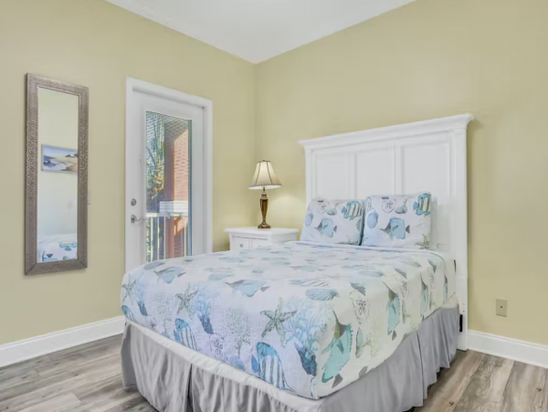 Beautiful Destin Six Bedroom Vacation Home