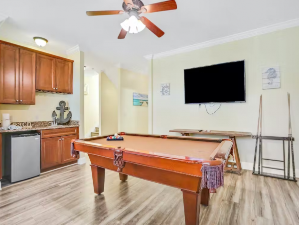 Beautiful Destin Six Bedroom Vacation Home