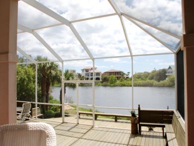 Screened deck & covered lanai