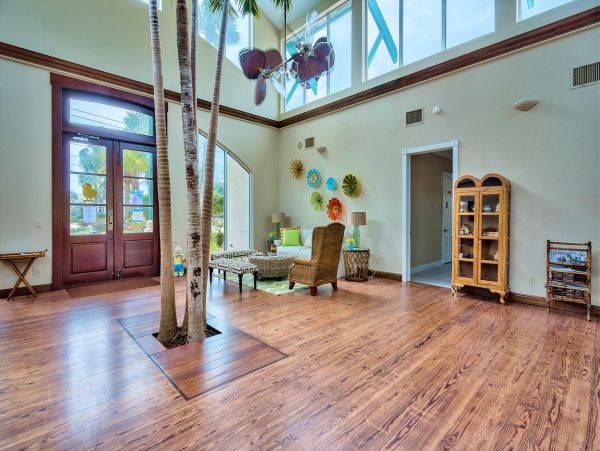 Destin 3 Bedroom Vacation Home with Private Pool & Spa