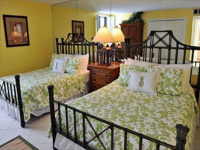Bedroom 3 with two queen beds
