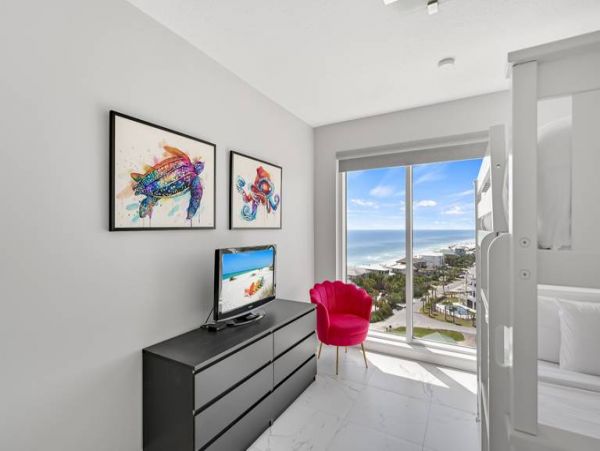 Miramar Beach 3 Bedroom Vacation Chic Modern Condo