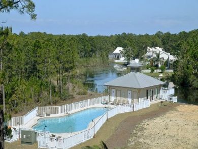 Seagrove Beach, Florida condo for rent with pool & lake Seagrove Beach, Florida condo for rent with pool & lake