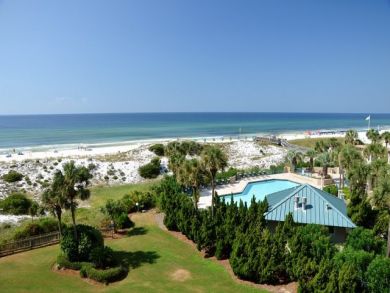 Pool & gulf view from balcony Pool & gulf view from balcony