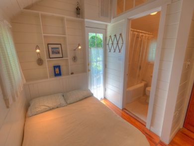 Bedroom with queen bed