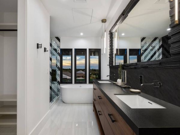 South Shore Kauai Vacation Rental - Luxury 6-Bedroom Estate with Pool