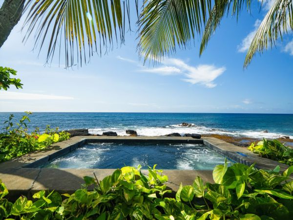 Poipu Oceanfront Vacation Rental - Luxury Cottage in Kauai