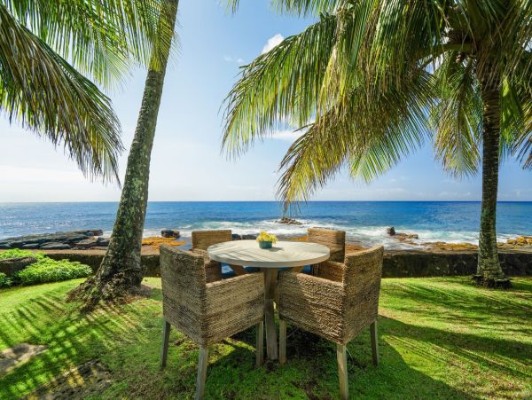 Poipu Oceanfront Vacation Rental - Luxury Cottage in Kauai