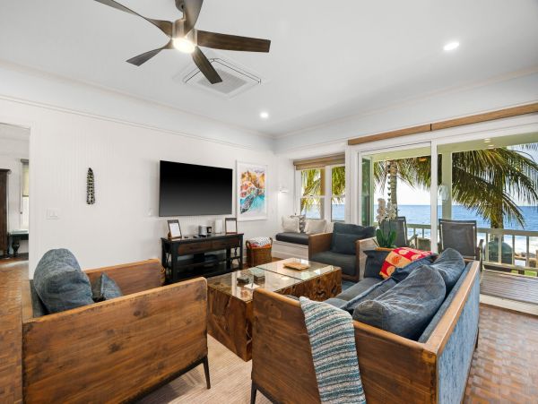 Poipu Oceanfront Vacation Rental - Luxury Cottage in Kauai