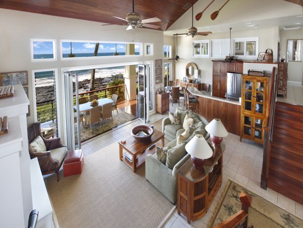 Stunning 3 bedroom Beachfront Property