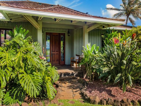 Walk to Beach Vacation Home in Poipu - Ocean Views