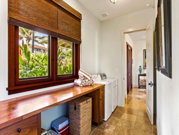 Walk to Beach Vacation Home in Poipu - Ocean Views