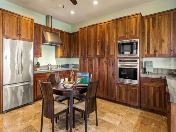Walk to Beach Vacation Home in Poipu - Ocean Views