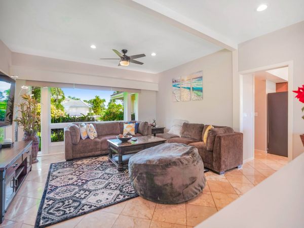 Large Private Home with Pool in Beautiful & Sunny Poipu