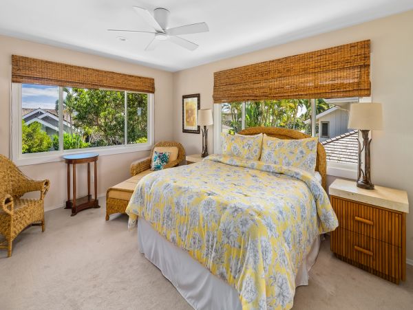 Luxury Vacation Rental Home Sleeps Ten Guests