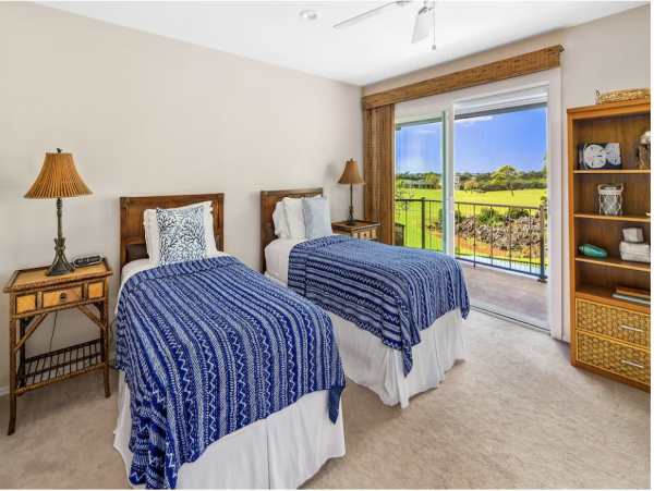 Luxury Vacation Rental Home Sleeps Ten Guests