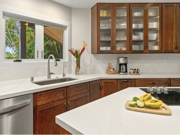 Luxury Vacation Rental Home Sleeps Ten Guests