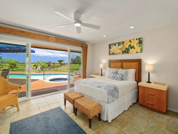 Luxury Vacation Rental Home Sleeps Ten Guests