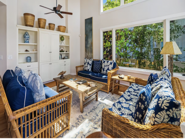Luxury Vacation Rental Home Sleeps Ten Guests