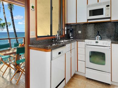 Fully equipped kitchen Fully equipped kitchen