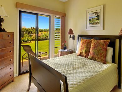 Master bedroom with king bed Master bedroom with king bed