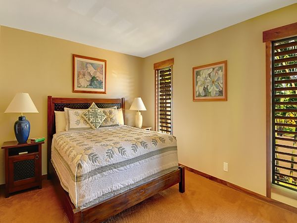 Close to Beach Vacation Villa in Poipu Beach Sleeps 2