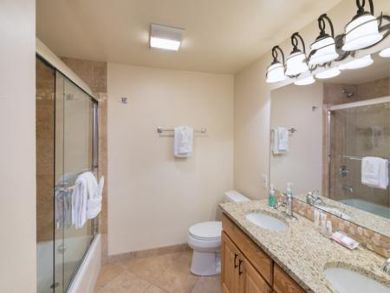 2 Bed At Base of Gondola Pool, Hot tubs Fitness Facilities.