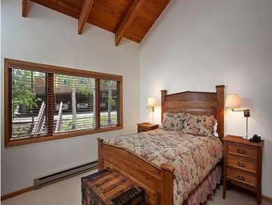 Bedroom 2 with queen bed