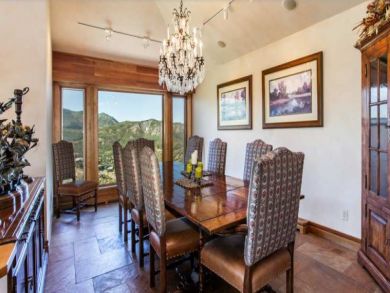 Six Bedrooms Snowmass Vacation Home with Ful Mountain Views