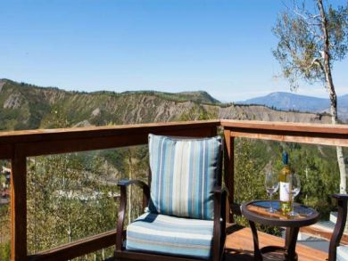 Six Bedrooms Snowmass Vacation Home with Ful Mountain Views