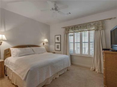 Bedroom - King bed