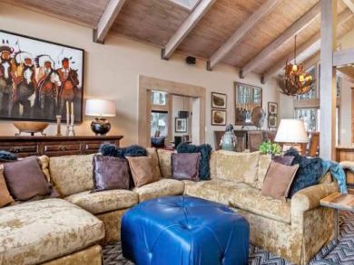 Ten Bedroom Ski Vacation Homes Sleeps 16 - Ski In Ski Out