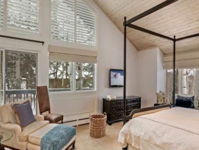 Ten Bedroom Ski Vacation Homes Sleeps 16 - Ski In Ski Out