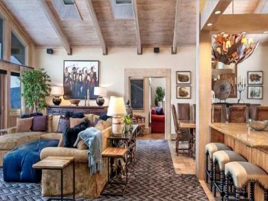 Ten Bedroom Ski Vacation Homes Sleeps 16 - Ski In Ski Out