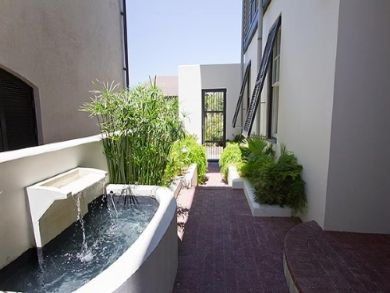 Bubbling fountain in courtyard