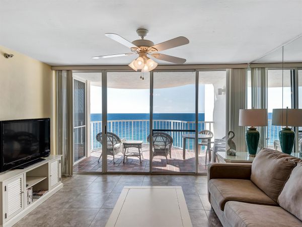 Beachfront 2 bedroom condo in Miramar Beach