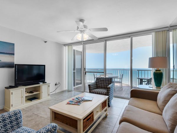 Beachfront 2 bedroom condo in Miramar Beach