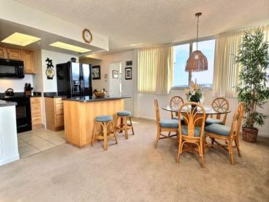 Kitchen & Dining Area