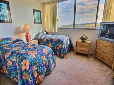 Twin Bedroom