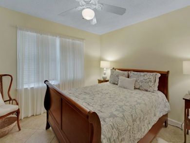 Queen Bed in Second Bedroom