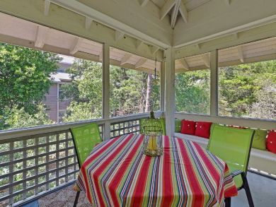 Screened Balcony